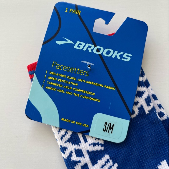 Brooks Accessories Nwt Brooks Arch Support Socks Poshmark